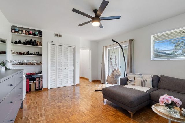 13780 SW 73rd Ct, Palmetto Bay, FL 33158