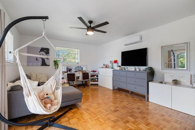 13780 SW 73rd Ct, Palmetto Bay, FL 33158