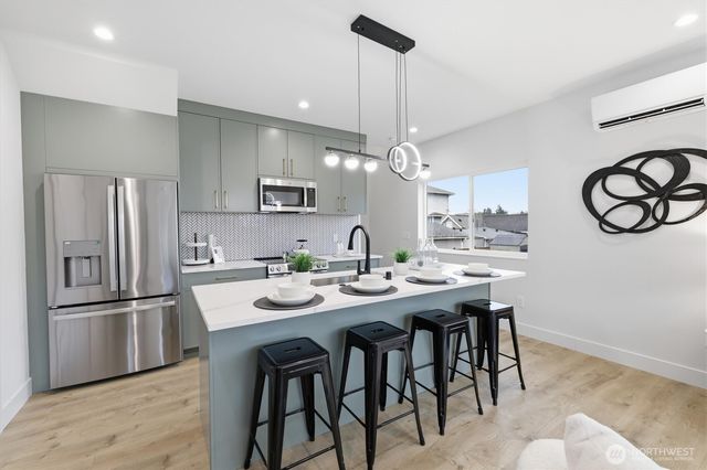 1111 S Pearl Street, Seattle, WA 98108