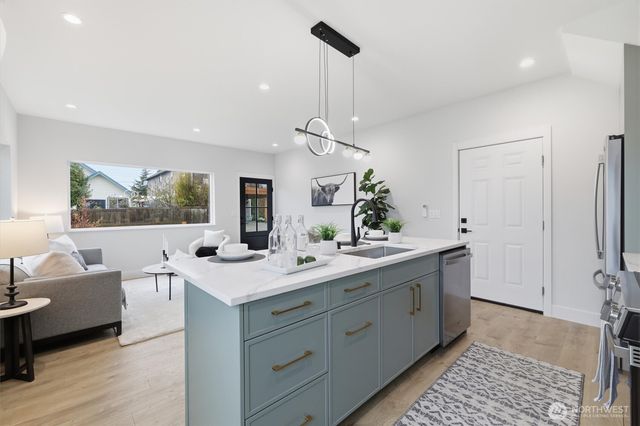 1111 S Pearl Street, Seattle, WA 98108