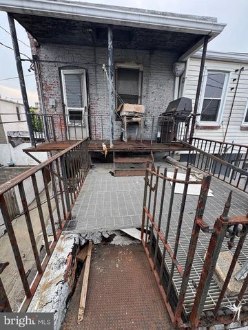 500 S MACON ST, Baltimore, MD 21224