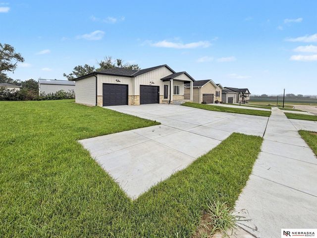 1311 SW 36th Street, Lincoln, NE 68522