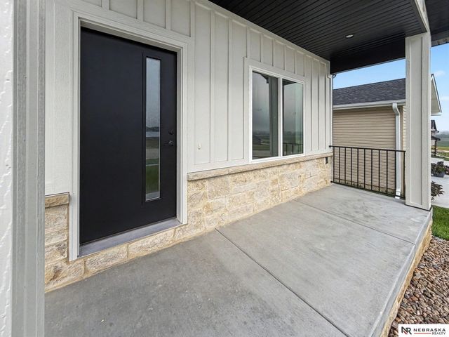 1311 SW 36th Street, Lincoln, NE 68522