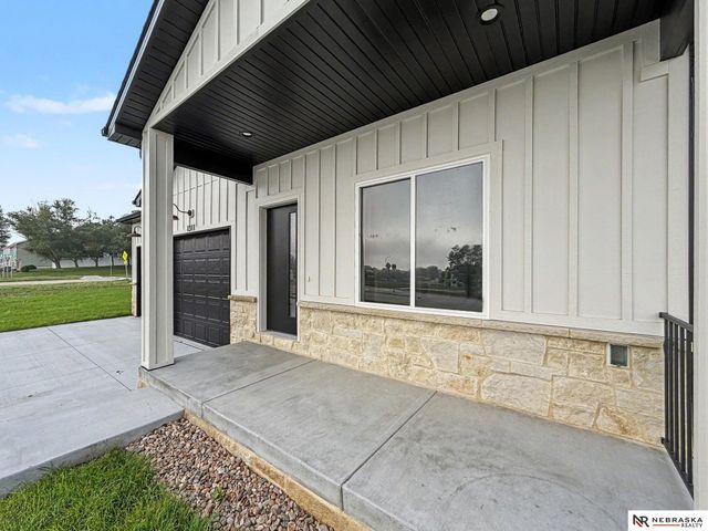 1311 SW 36th Street, Lincoln, NE 68522