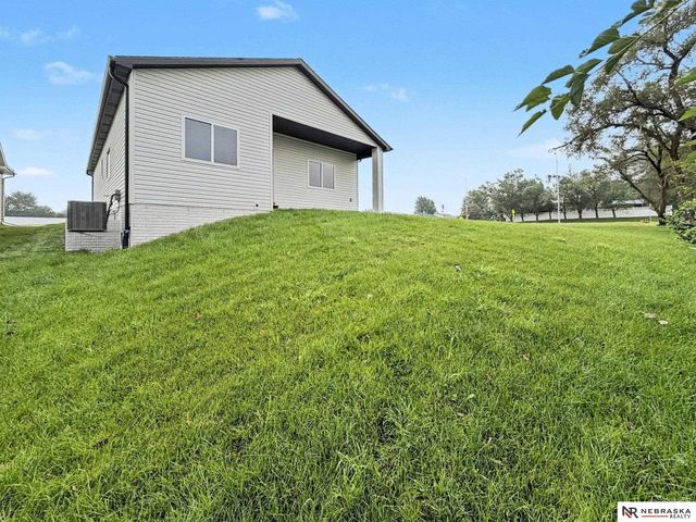 1311 SW 36th Street, Lincoln, NE 68522