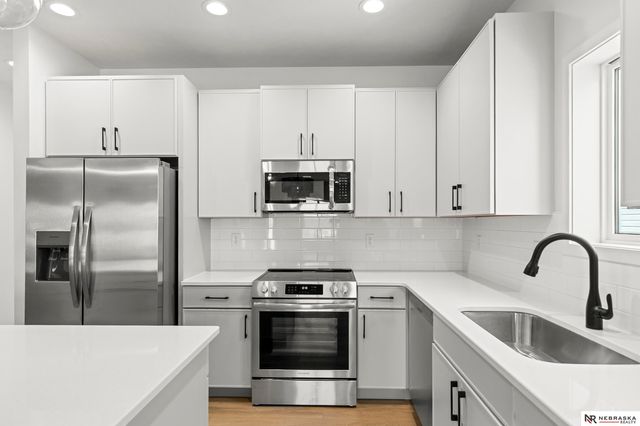 1311 SW 36th Street, Lincoln, NE 68522