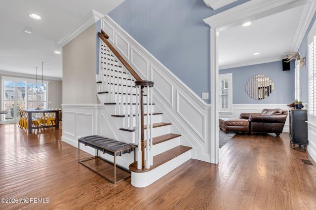 5 Riverdale Avenue, Monmouth Beach, NJ 07750