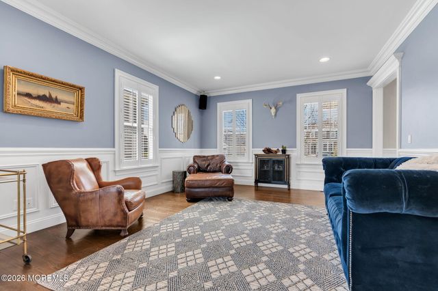 5 Riverdale Avenue, Monmouth Beach, NJ 07750