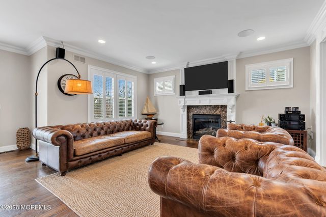 5 Riverdale Avenue, Monmouth Beach, NJ 07750