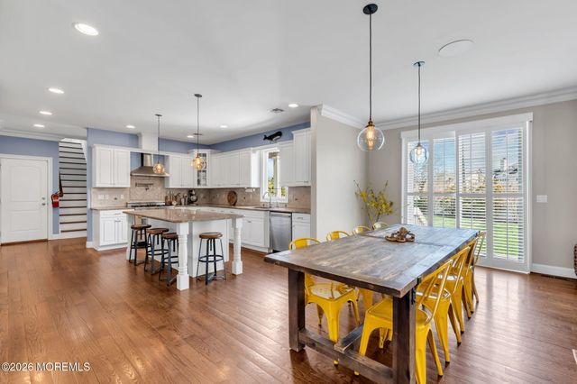 5 Riverdale Avenue, Monmouth Beach, NJ 07750