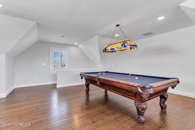 5 Riverdale Avenue, Monmouth Beach, NJ 07750