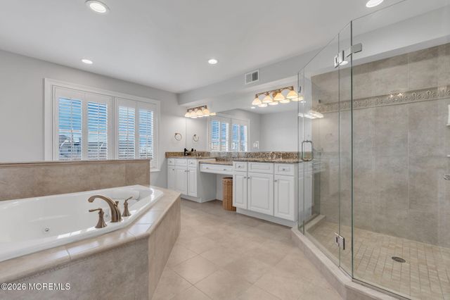 5 Riverdale Avenue, Monmouth Beach, NJ 07750