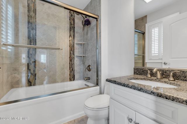 5 Riverdale Avenue, Monmouth Beach, NJ 07750