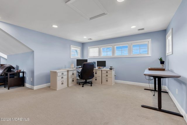 5 Riverdale Avenue, Monmouth Beach, NJ 07750