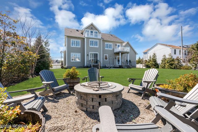 5 Riverdale Avenue, Monmouth Beach, NJ 07750
