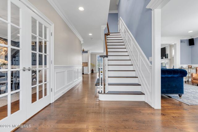 5 Riverdale Avenue, Monmouth Beach, NJ 07750