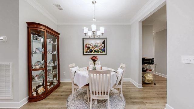 2460 Stonecenter Ln, Murfreesboro, TN 37128