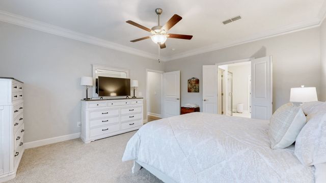 2460 Stonecenter Ln, Murfreesboro, TN 37128