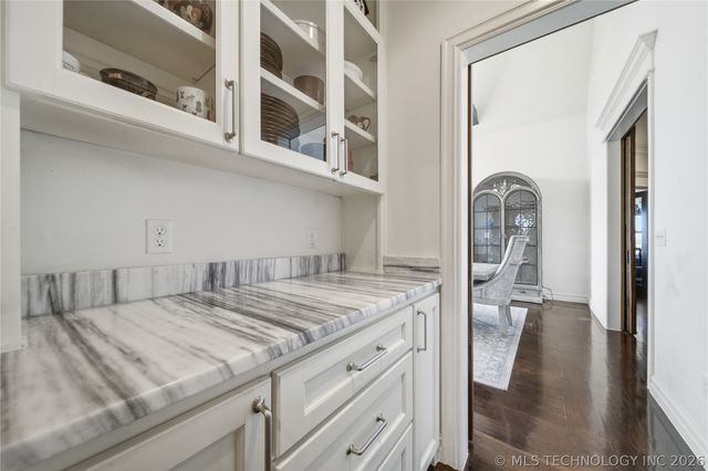 12011 S Lakewood Avenue, Tulsa, OK 74137
