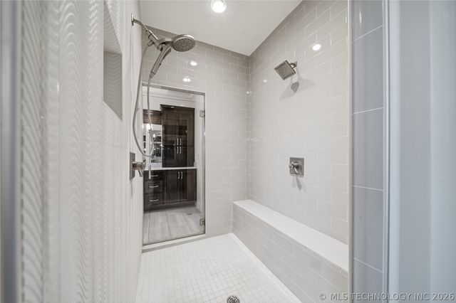 12011 S Lakewood Avenue, Tulsa, OK 74137