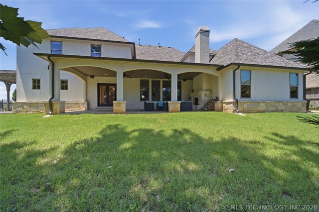 12011 S Lakewood Avenue, Tulsa, OK 74137