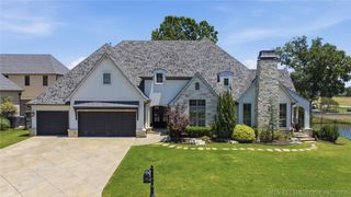 12011 S Lakewood Avenue, Tulsa, OK 74137