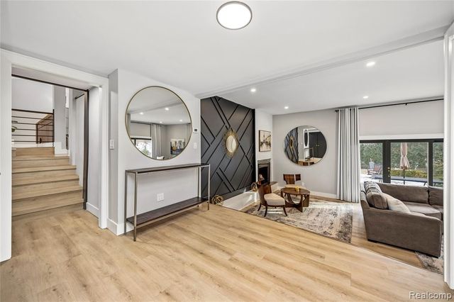 3681 Maxwell Court, Bloomfield Hills, MI 48301