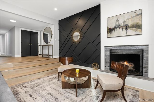 3681 Maxwell Court, Bloomfield Hills, MI 48301