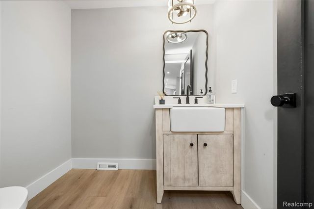 3681 Maxwell Court, Bloomfield Hills, MI 48301