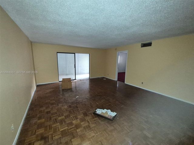 3940 NW 42nd Avenue 122, Lauderdale Lakes, FL 33319