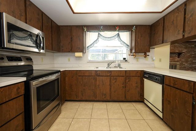 504 RIDGEWOOD STREET, Altamonte Springs, FL 32701