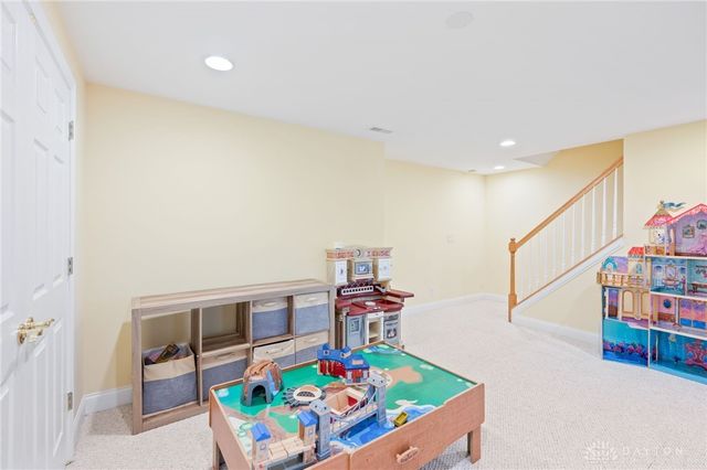 6875 Stonehedge Circle, Goshen, OH 45140