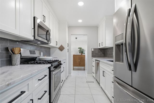 4904 S Madison Avenue, Tulsa, OK 74105