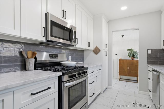 4904 S Madison Avenue, Tulsa, OK 74105