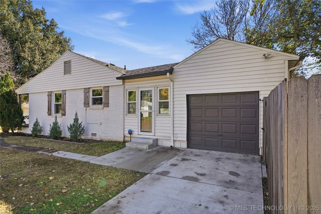 4904 S Madison Avenue, Tulsa, OK 74105