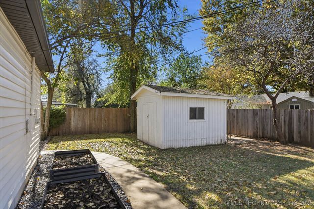 4904 S Madison Avenue, Tulsa, OK 74105