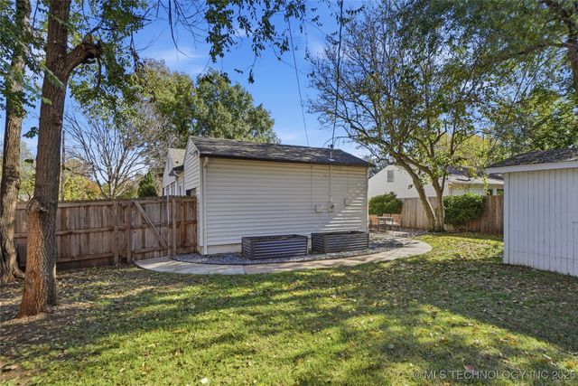 4904 S Madison Avenue, Tulsa, OK 74105