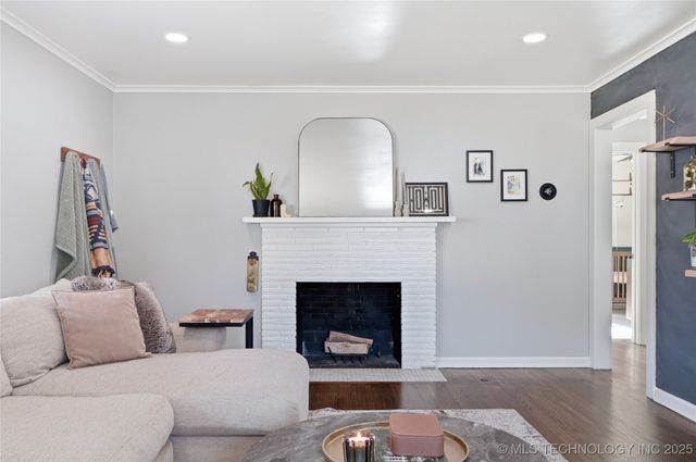 4904 S Madison Avenue, Tulsa, OK 74105