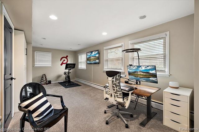 5722 Raven Road, Bloomfield Hills, MI 48301