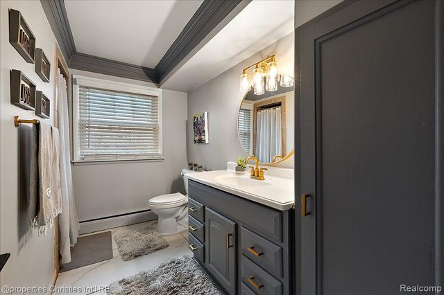 5722 Raven Road, Bloomfield Hills, MI 48301