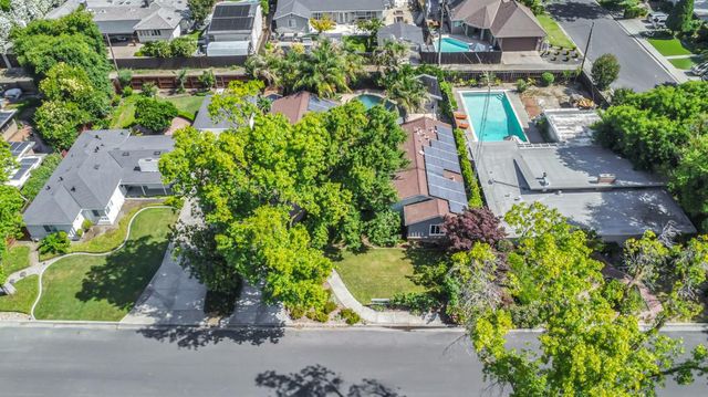 905 Yale Ave, Modesto, CA 95350
