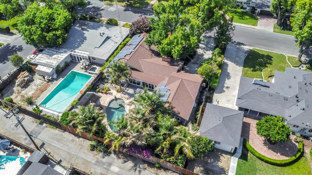 905 Yale Ave, Modesto, CA 95350