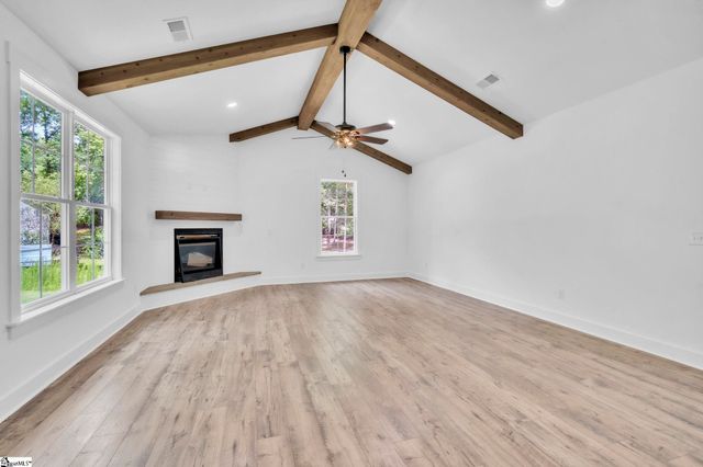 107 Circle Drive, Townville, SC 29689