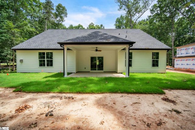 107 Circle Drive, Townville, SC 29689
