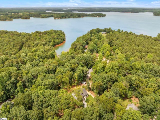 107 Circle Drive, Townville, SC 29689