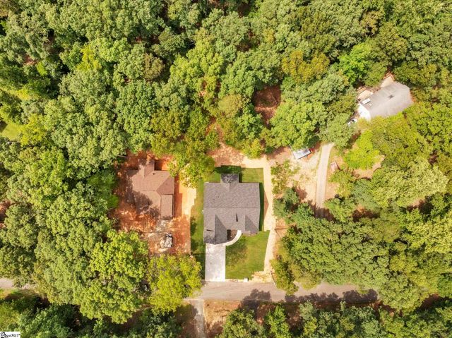 107 Circle Drive, Townville, SC 29689