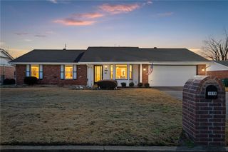 1518 W Magnolia Street, Rogers, AR 72758