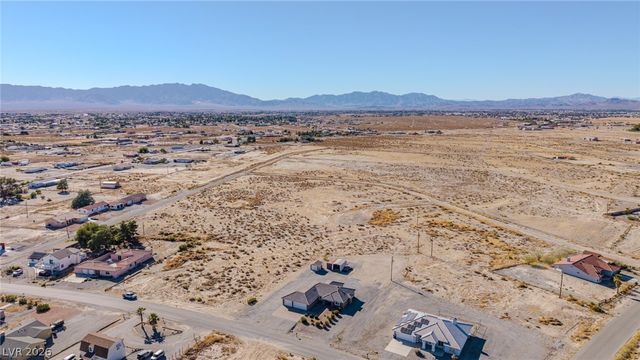 2360 Mallard Avenue, Pahrump, NV 89048