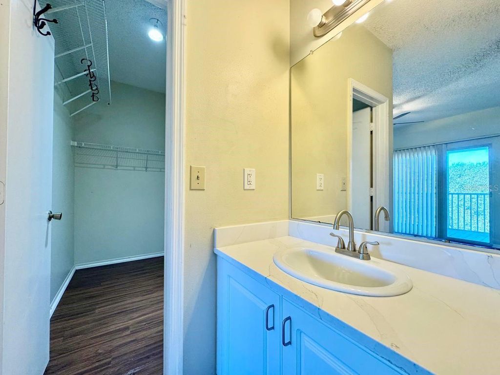 Image 14 of property listing at 10110 WINSFORD OAK BOULEVARD 623, Tampa, FL 33624