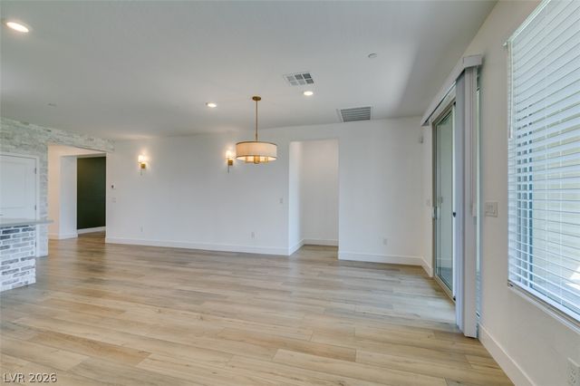 10184 Chrysolite, Las Vegas, NV 89143